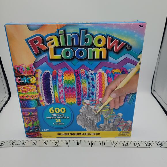 Horizon Group YouTube Rainbow Loom Craft Kit with Thread - Picture 3 of 3